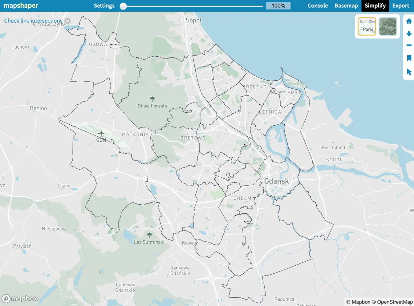 Zrzut ekranu narzędzia mapshaper.org z mapą Gdańska przy ustawieniu uproszczenia geometrii 100%, czyli bez redukcji szczegółowości.